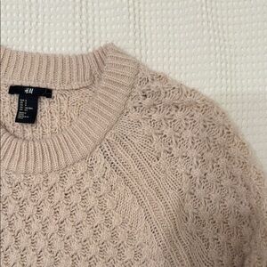 H&M Cream Crew Neck Sweater with Textured Knit in Light Blush Beige